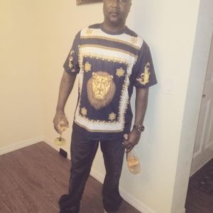 Meet your Posher, Henderson